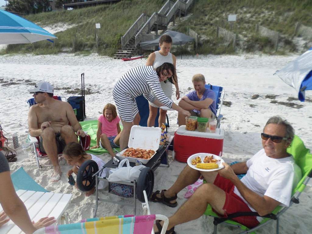 folding beach table 6