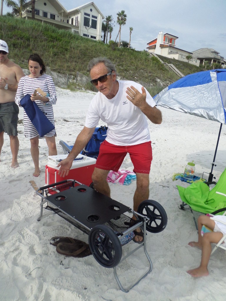 beach utility cart and folding beach table