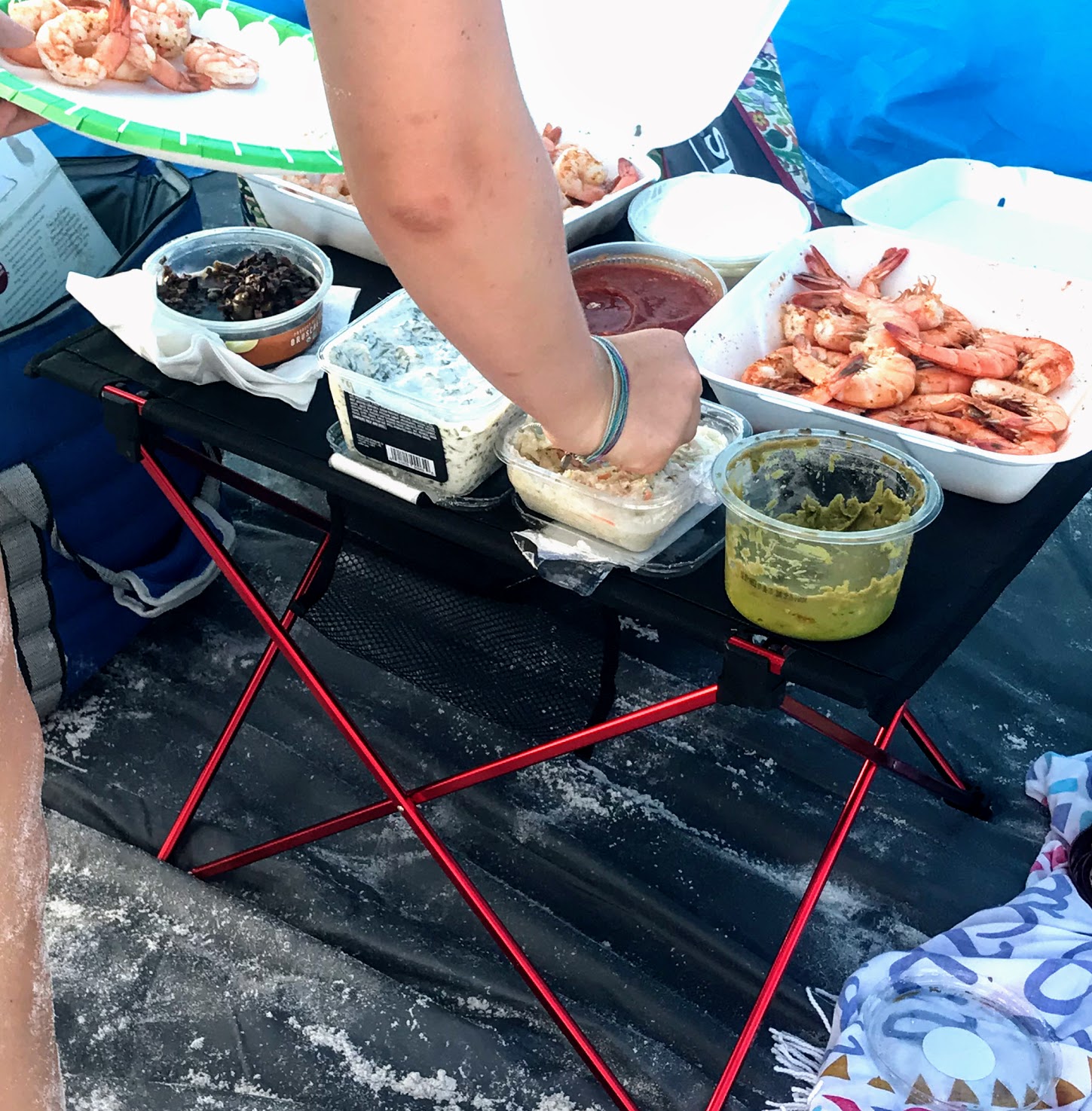 folding beach table