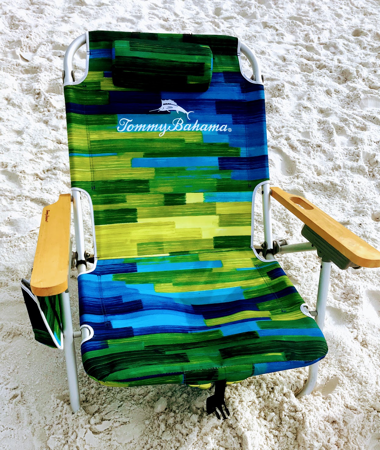 Tommy Bahama Beach Chair, Aluminum, Green Strips