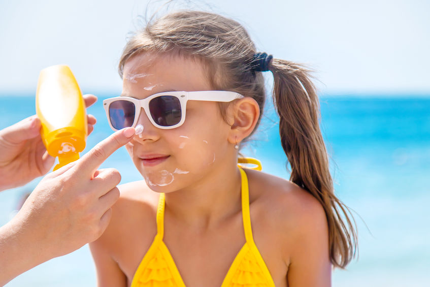 face sun protection tips for the beach