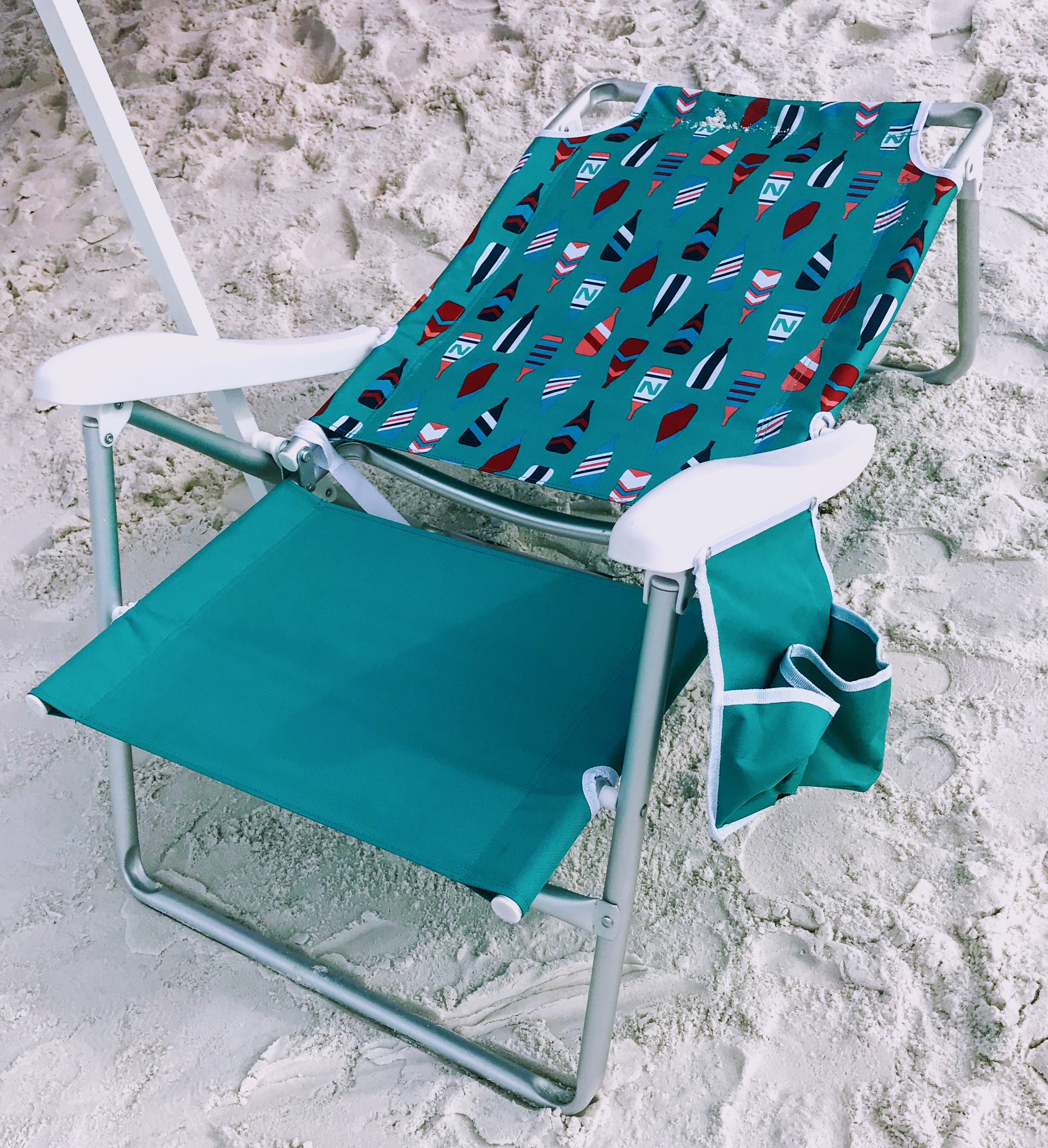 reclining beach chairs