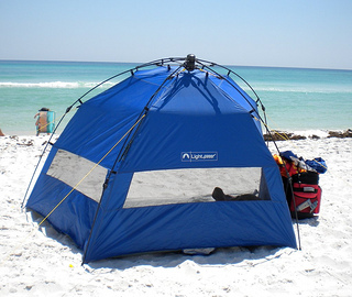 pop up beach tent