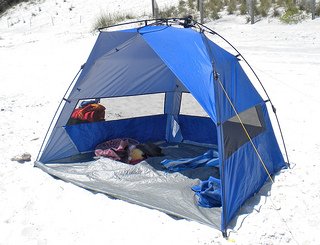 beach pop up tent